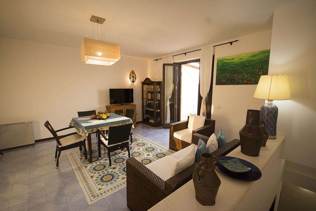 Cala D'Aspide Apartment Santa Caterina  Ngoại thất bức ảnh